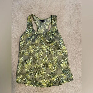 GAP‎ tank